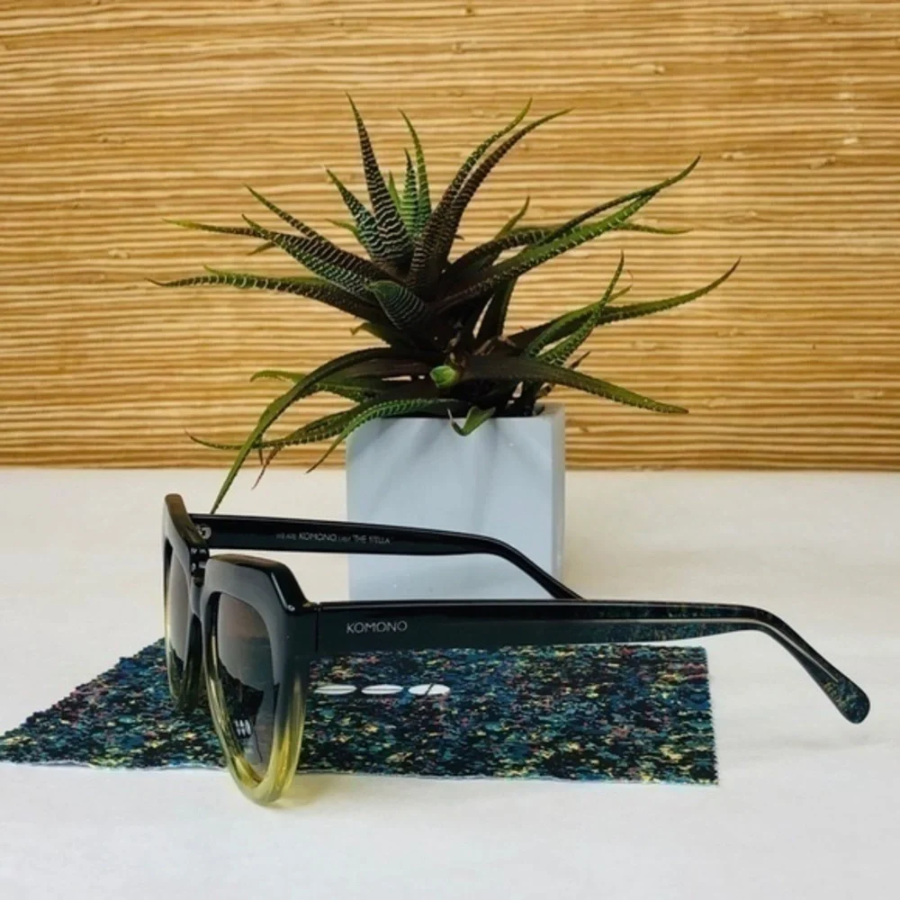 KOMONO Stella Expressionist Sunglasses 🕶 (NEW)